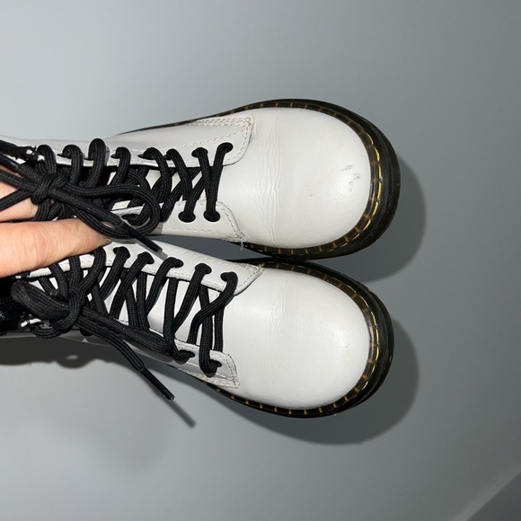 DR MARTENS Kids Leather Lace Up Boots - Picture 12 of 13